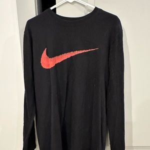 Nike large long sleeve shirt